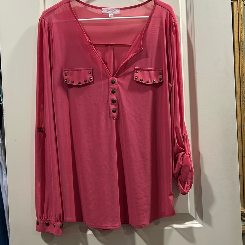 NWOT Anthropologie Eden & Olivia sheer top/blouse long sleeves tab/faux snaps L